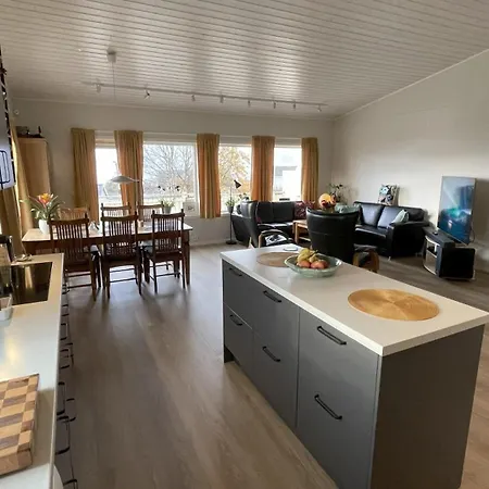 Explore Panorama View *