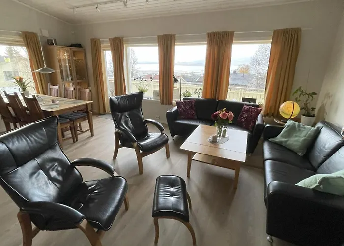 Explore Panorama View Villaer