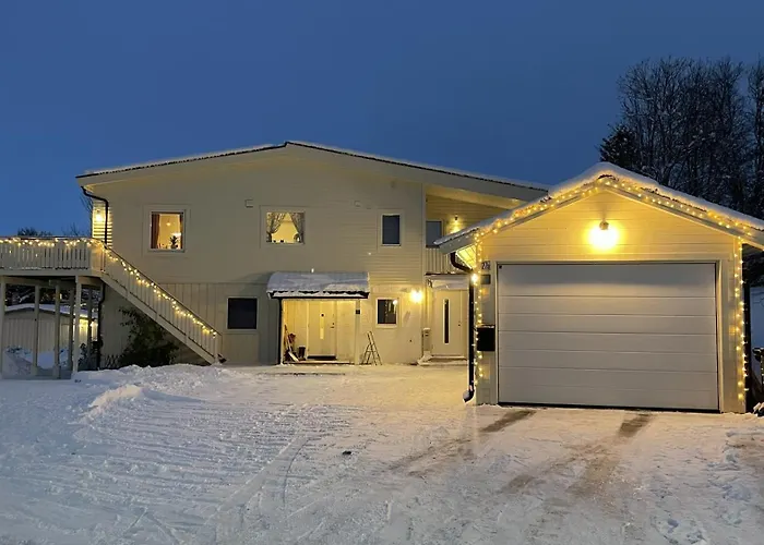 Explore Panorama View Villa Tromsø